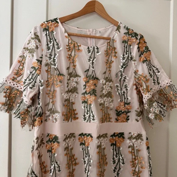 Embroidered Floral Midi Dress in Blush - Picture 3 of 7